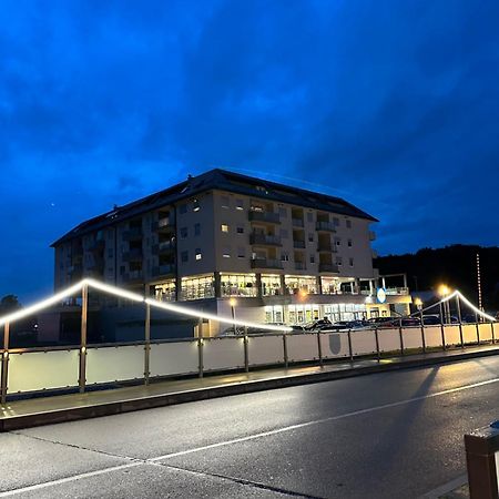 Apartman Eva, Moderan Stan U Srcu Zagorja คาปรินา ภายนอก รูปภาพ